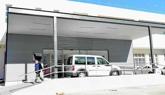 El Hospital del Vinalopó habilitará un punto propio de urgencias para su departamento